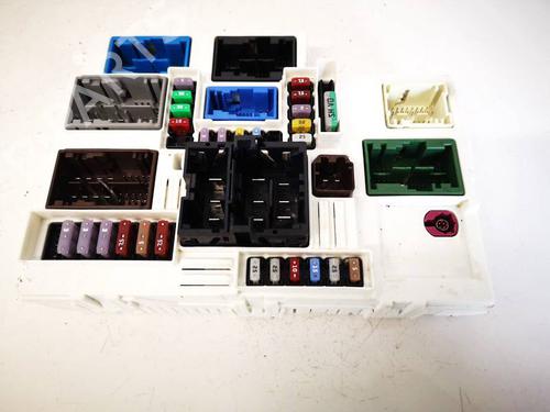 Used Fuse box Fuse box 35971259 35971259
