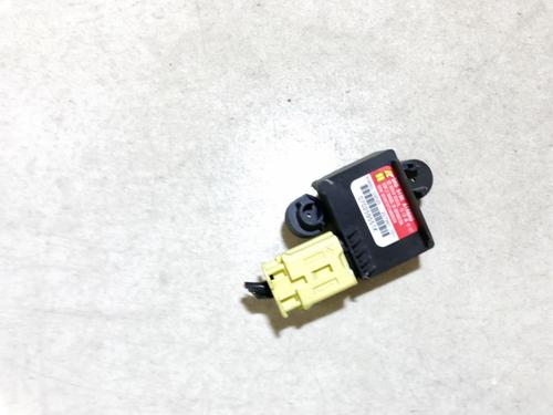 Used Electronic module Electronic module TOYOTA COROLLA Saloon (_E12_) 1.4 VVT-i (ZZE120_, ZZE120R) (97 hp) 33068572 33068572