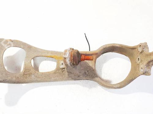 Used Left front steering knuckle Left front steering knuckle PEUGEOT 407 (6D_) 1.6 HDi 110 (6D9HZC, 6D9HYC) (109 hp) 40274716 40274716