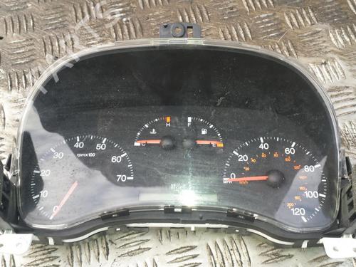 Quadrante Quadrante FIAT PUNTO (188_) 1.2 60 (188.030, .050, .130, .150, .230, .250) (60 hp) 35673470 35673470