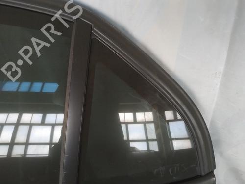 Panel rude bagtil venstre Panel rude bagtil venstre 35416033 35416033