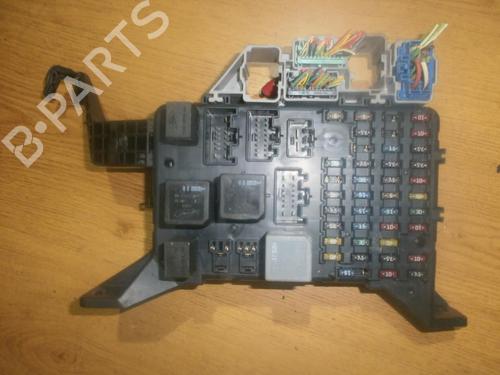 Used Fuse box Fuse box RENAULT MEGANE I Coach (DA0/1_) 2.0 16V (139 hp) 33482817 33482817