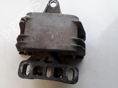 Used Engine mount Engine mount VW BORA I (1J2) 1.9 TDI (101 hp) 33513653 33513653