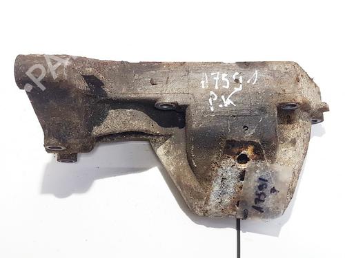 Used Support Support IVECO DAILY III Van 29 L 12 V (ALKA41A2, ALLA52A2, ALKA42A2) (116 hp) 32897614 32897614