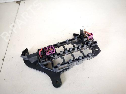 Fuse box AUDI A2 (8Z0) 1.4 TDI | BP32946341E1 - Image 3