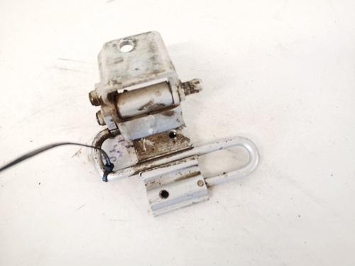 hingedoor-check-strap-vw-passat-b5-variant-3b5-1997-1998-1999-2000-2001-32911815 main image