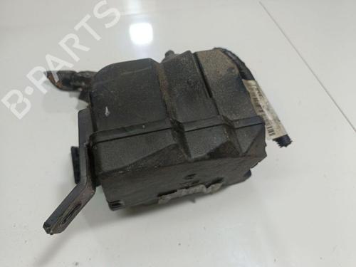 Used Fuse box Fuse box FORD FIESTA VI (CB1, CCN) 1.4 TDCi (70 hp) 32559440 32559440