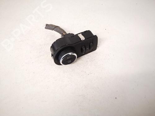Used Switch Switch OPEL INSIGNIA A (G09) 2.0 CDTI (68) (160 hp) 35447409 35447409