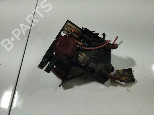 Used Fuse box Fuse box RENAULT MEGANE Scenic (JA0/1_) 1.6 e (JA0F) (90 hp) 32972621 32972621