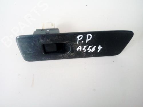 Used Switch Switch SUBARU FORESTER (SF_) 2.0 AWD (SF5) (125 hp) 33527880 33527880