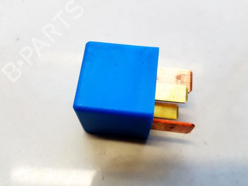 Electronic sensor HYUNDAI i30 Estate (FD) 1.6 CRDi | BP33060590M84 - Image 2