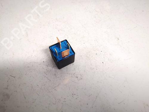 Electronic sensor KIA SORENTO I (JC) 2.5 CRDi 4WD | BP32614802M84 - Image 2