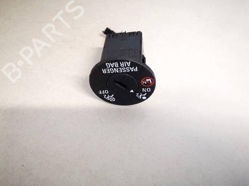 Used Switch Switch OPEL INSIGNIA A Saloon (G09) 1.4 (69) (140 hp) 32934123 32934123