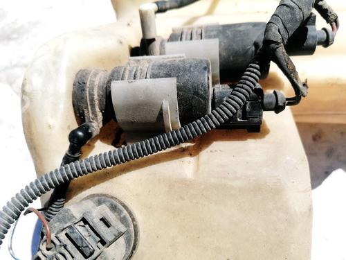 washer-pump-vw-phaeton-3d1-3d2-3d3-3d4-3d6-3d7-3d8-3d9-2002-2003-2004-2005-2006-2007-2008-2009-2010-2011-2012-2013-2014-2015-2016-35425490 main image