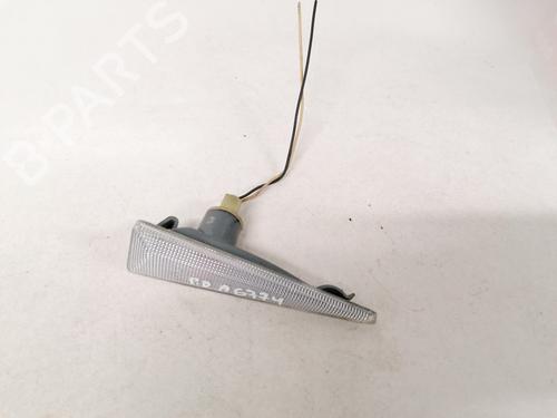Used Right side indicator Right side indicator RENAULT MEGANE II (BM0/1_, CM0/1_) 1.9 dCi (BM0G, CM0G) (120 hp) 35572049 35572049