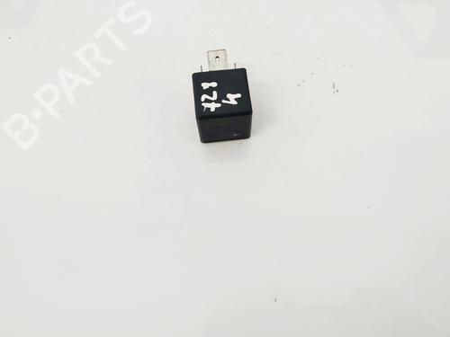 Used Electronic sensor Electronic sensor VOLVO S80 I (184) 2.9 (200 hp) 32885148 32885148