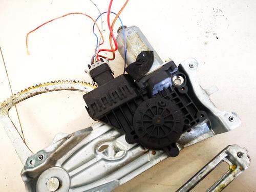 Used Right front window motor Right front window motor 35528325 35528325