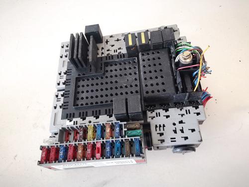 Used Fuse box Fuse box VOLVO S60 I (384) D5 (163 hp) 32904812 32904812