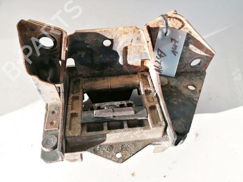Used Engine mount FORD MONDEO III (B5Y) 2.0 16V (146 hp) 33086382