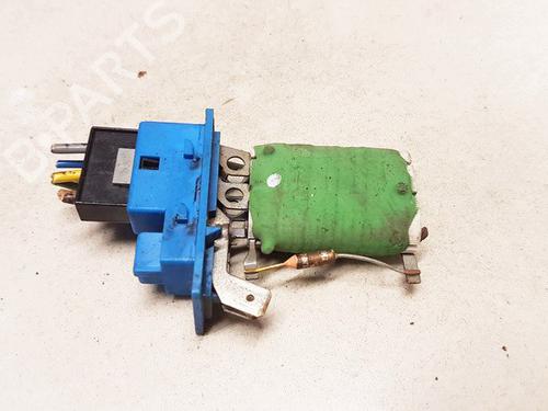 Used Heater resistor Heater resistor OPEL VECTRA B Estate (J96) 2.0 DTI 16V (F35) (101 hp) 35880571 35880571