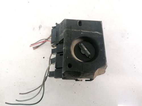 lamp-holder-audi-a8-d2-4d2-4d8-1994-1995-1996-1997-1998-1999-2000-2001-2002-2003-2004-2005-35418584 main image