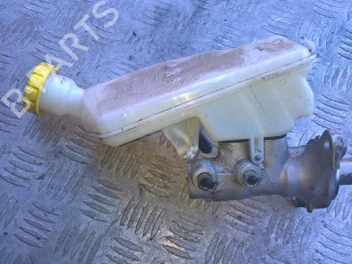 brake-master-cylinder-citroen-c2-jm_-2003-2004-2005-2006-2007-2008-2009-2010-2011-2012-2013-2014-2015-2016-2017-35879382 main image