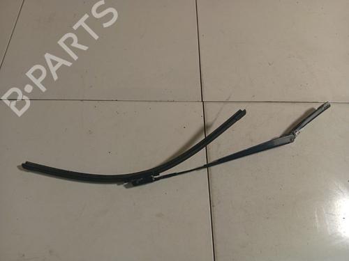 Used Front windshield wiper arm Front windshield wiper arm 37093510 37093510