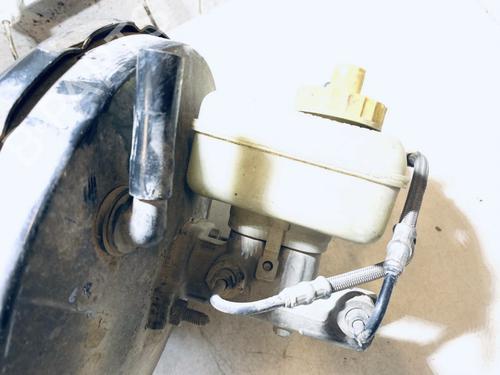 Used Brake master cylinder Brake master cylinder VW BORA I (1J2) 1.9 TDI (90 hp) 35879011 35879011
