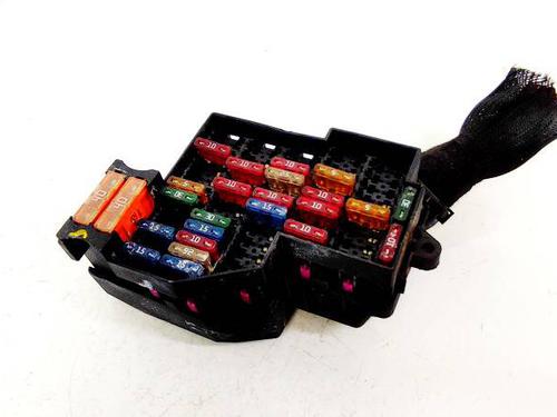 Used Fuse box Fuse box 32947897 32947897
