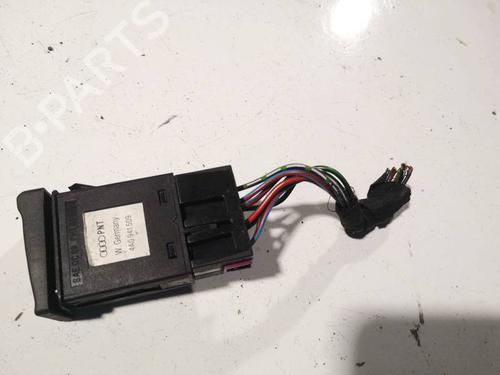 Warning switch AUDI 80 B4 Saloon (8C2) 1.9 TDI | BP35024002I22 - Image 2