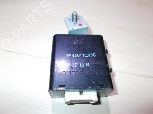 Used Electronic module Electronic module HYUNDAI GETZ (TB) 1.1 (63 hp) 33506686 33506686