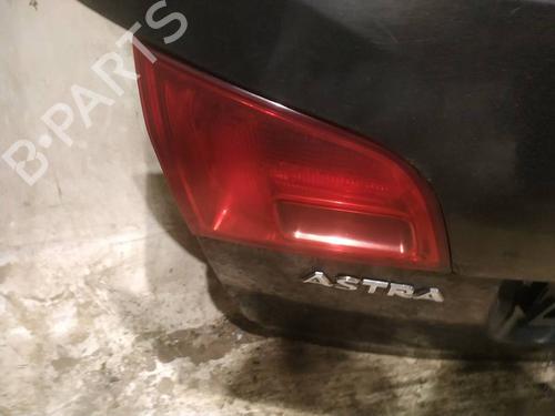 Used Left tailgate light Left tailgate light 38528082 38528082
