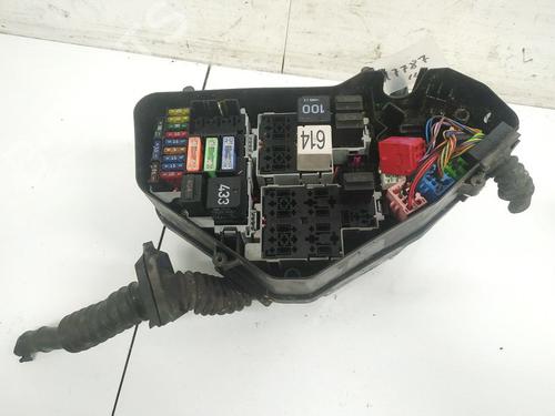 Used Fuse box Fuse box VW TOUAREG (7LA, 7L6, 7L7) 4.2 V8 (310 hp) 32897845 32897845