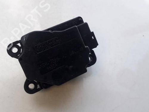 Used Electronic module Electronic module VOLVO C30 (533) 2.0 D (136 hp) 33513098 33513098