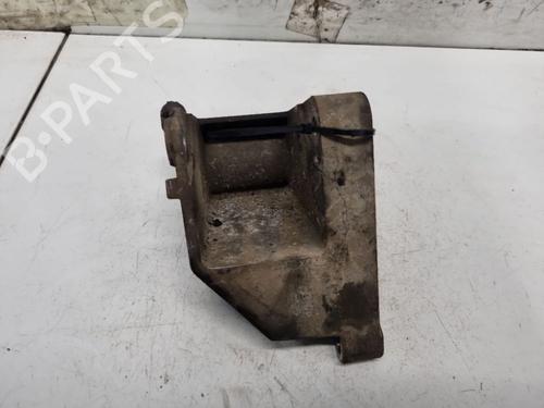 Used Support Support OPEL SIGNUM Hatchback (Z03) 1.9 CDTI (F48) (150 hp) 32568814 32568814
