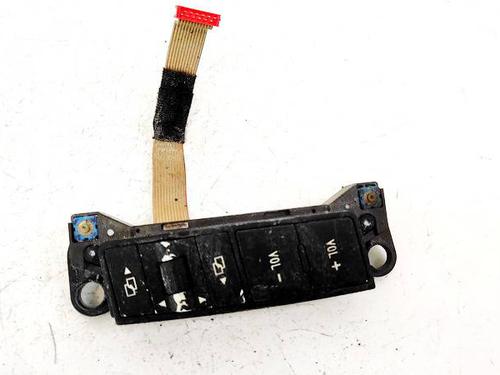 Used Steering wheel controls Steering wheel controls 35268298 35268298