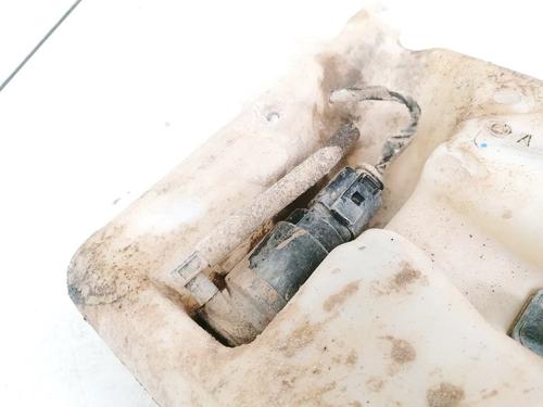 washer-pump-mercedes-benz-c-class-w203-2000-2001-2002-2003-2004-2005-2006-2007-35479718 main image