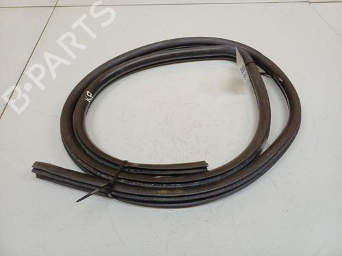 Gummilist Gummilist MITSUBISHI PAJERO PININ I (H6_W, H7_W) 2.0 GDI (H67W, H77W) (129 hp) 39701564 39701564