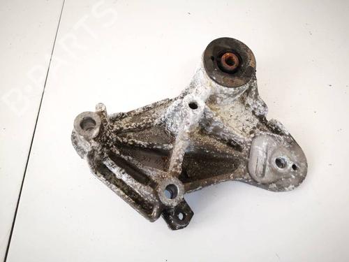 Used Support Support RENAULT LAGUNA II (BG0/1_) 1.9 dCi (BG0R, BG0E) (100 hp) 32561361 32561361