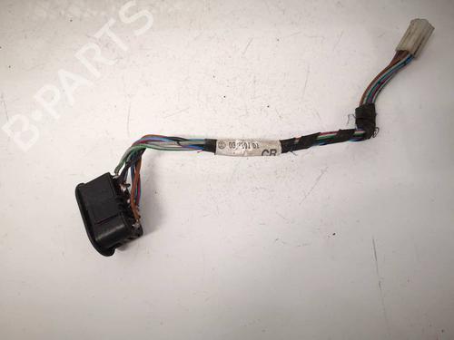 Used Switch Switch AUDI A6 C5 (4B2, 4B4) 2.5 TDI (150 hp) 33488676 33488676