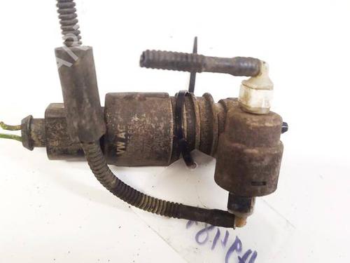 washer-pump-vw-passat-b6-3c2-2005-2006-2007-2008-2009-2010-2011-35165473 main image