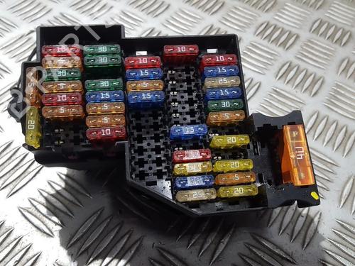 fuse-box-porsche-cayenne-9pa-2002-2003-2004-2005-2006-2007-2008-2009-2010-33500072 main image