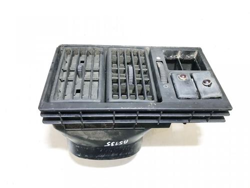 Used Air vent Air vent AUDI 100 C3 Saloon (443, 444) 1.8 Cat (90 hp) 33524333 33524333