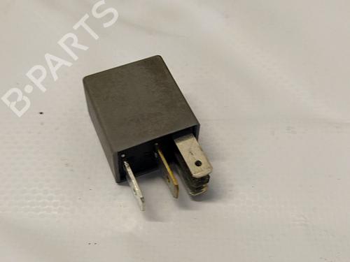 Used Other Other OPEL SIGNUM Hatchback (Z03) 2.2 DTI (F48) (125 hp) 33098454 33098454