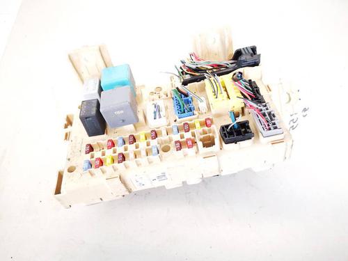 fuse-box-toyota-avensis-_t25_-2003-2004-2005-2006-2007-2008-32917739 main image