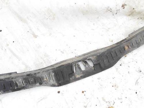 Estribo Estribo FORD FOCUS III 1.6 TDCi (95 hp) 35306706 35306706