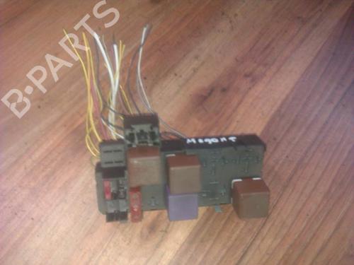 Used Fuse box Fuse box RENAULT MEGANE I (BA0/1_) 1.9 D (94 hp) 33508652 33508652
