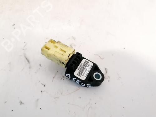 electronic-module-toyota-corolla-saloon-_e12_-2000-2001-2002-2003-2004-2005-2006-2007-2008-33085879 main image