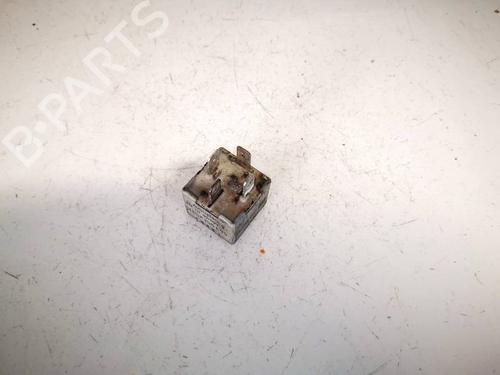 Electronic sensor AUDI 80 B4 Saloon (8C2) 1.9 TDI | BP32619878M84 - Image 2