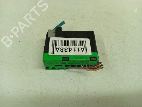 Fuse box CITROËN C5 III (RD_) 2.0 HDi (RDRHD8, RDRHDJ, RDRHR8, RDRHRJ) | BP39545778E1 - Image 3